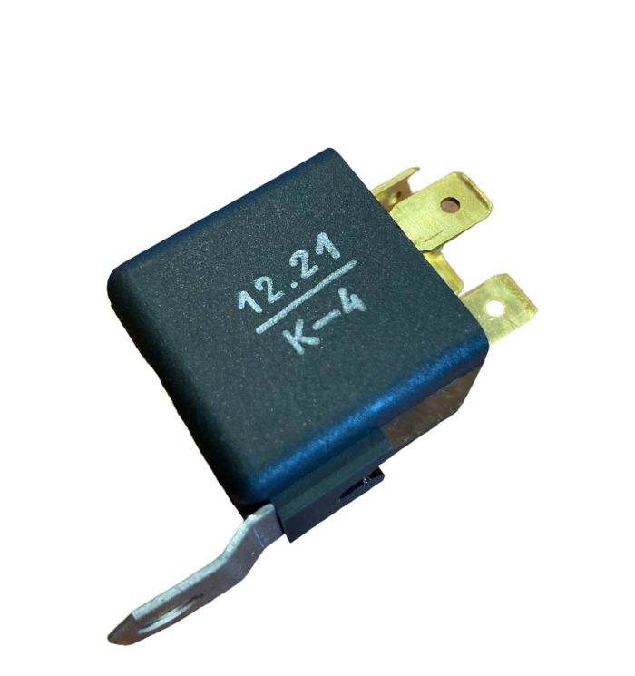 Реле АЗЛК, БелАЗ, ВАЗ, ГАЗ, ЗАЗ, ЗІЛ, ИЖ, 5-ти контактне 12В з кронштейном 75.3777 30A