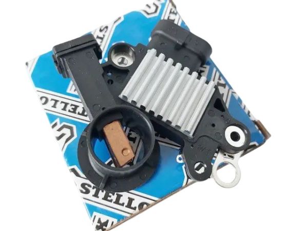 Регулятор напряжения Chevrolet Lacetti 93744561 06-71830-SX (пр-во Stellox)