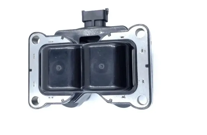 Котушка запалювання ВАЗ-2110 нового зразку (1,6 - 8 клап) (57.3705) 2111-3705010 (вир-во Омега)