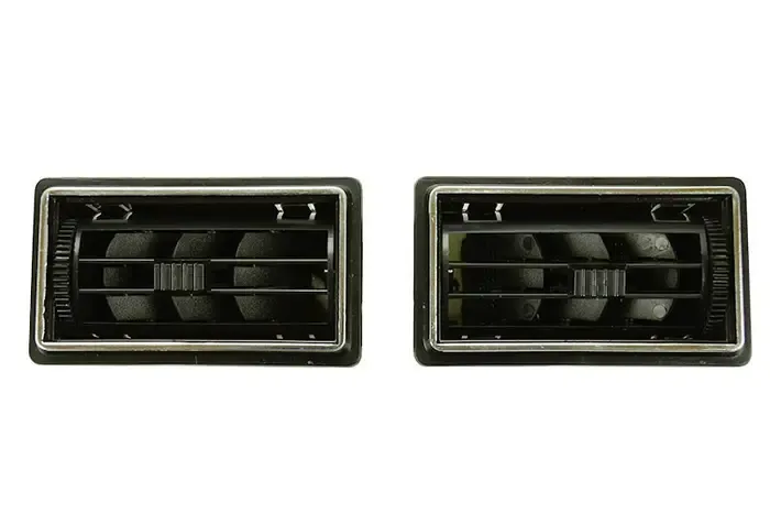 Дефлектор повітроводу ВАЗ 2107, 2105, 2104 центральний 2107-8104040/41