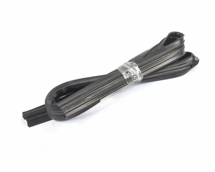 Ущільнювач опускного скла ГАЗель Next, ГАЗон Next, УРАЛ Next правий/лівий A21R23-6103418/A21R23-6103419