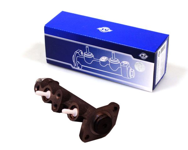 Циліндр головний гальм 3АЗ 1102 для авто без вакуумного підсилювача гальм AT 5008-102H