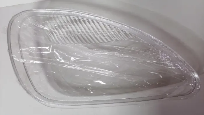 Скло фари ГАЗ 3302, 2217 праве нового зразку 1305.630.135 (вир-во Формула Света)