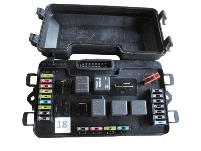 Блок монтажний ВАЗ 2108,14,15 нового зразка 367.3722.000М (вир-во АВАР)