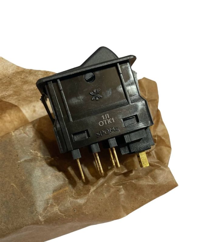 Клавіша вентилятора ГАЗ, ПАЗ 82.3709-04.09 (вир-во Радиодеталь)