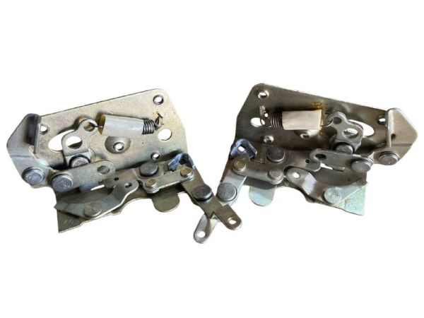 Механізм замка дверей ГАЗ 3307, 3309 правий/лівий 4301-6105486/87 (вир-во Павлово)