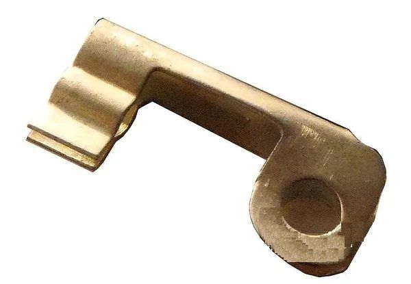 Фіксатор тяжки дверного механізму 24-6105442  (вир-во ГАЗ)