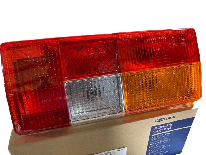 Ліхтар задній ВАЗ 2105 правий з платою 2105-3716010 (вир-во ОСВАР)