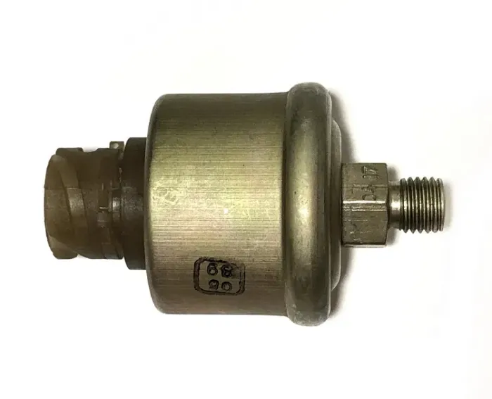 Датчик тиску повітря МАЗ 4370 (байонентне з'єднання) (М12х1,5) ДКД-5К (вир-во Экран)