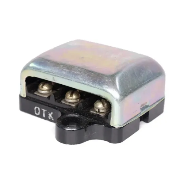 Блок запобіжників УАЗ 452, 469 10А ПР103 (вир-во ЛЭТЗ)