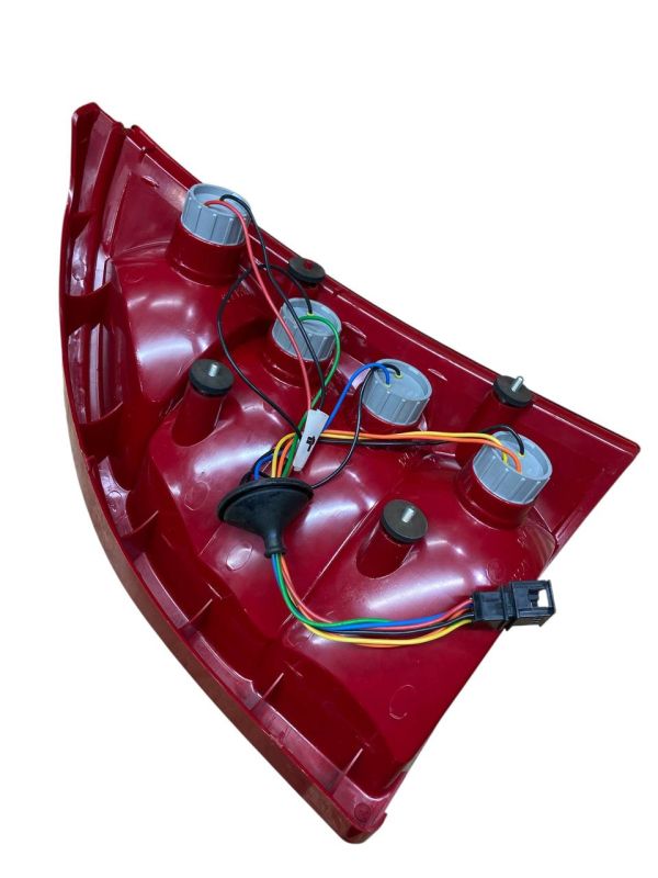 Ліхтар задній лівий ВАЗ 1117 Калина універсал 1117-3716011 (вир-во ДААЗ)