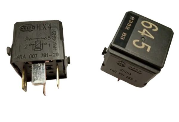 Реле универсальное 4-х конт. 12В 40А (VW) V23136-B1-X133 (пр-во TYCO)