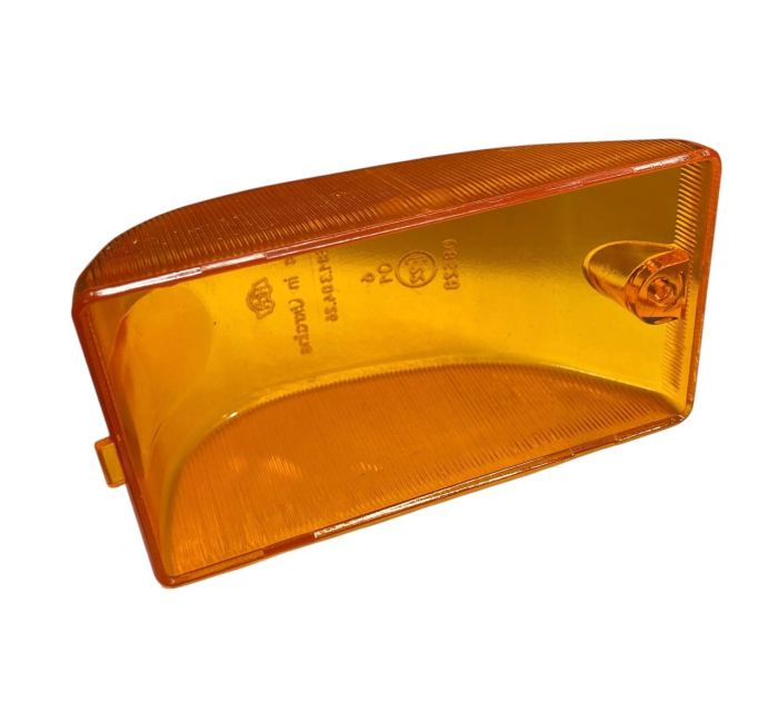 Скло покажчика повороту (розсіювач) КАМАЗ, МАЗ, КРАЗ, Эталон, Богдан, I-VAN 581.3.04.26 (вир-во АЭА)