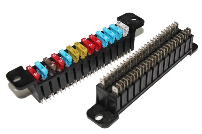 Блок запобіжників ВАЗ 2101-2106, Нива 41.3722 (вир-во АВАР)